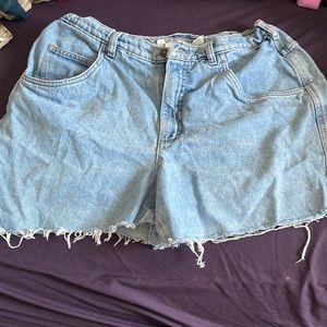 Light wash Jean shorts